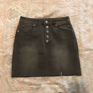 grey mini skirt